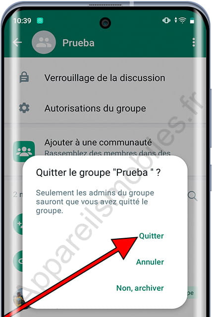 Confirmez que vous quittez le groupe WhatsApp