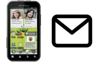 Configurer le courrier dans Motorola DEFY+