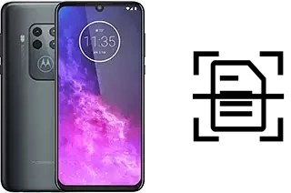 Numériser un document sur un Motorola One Zoom