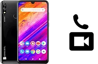 Passez des appels vidéo avec un BLU G8